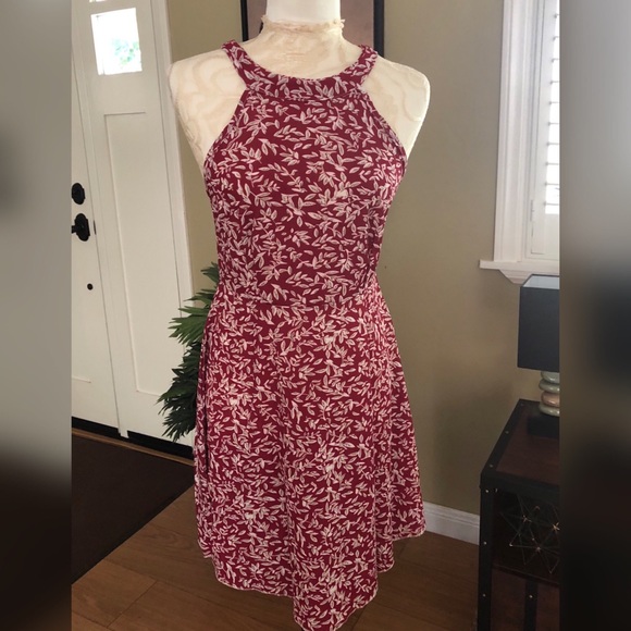 <LAST>Cute Strappy Red Floral Mini Sundress Dress - Picture 3 of 4